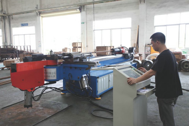 自动喷涂生产线